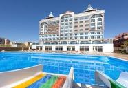 Azur Resort SPA