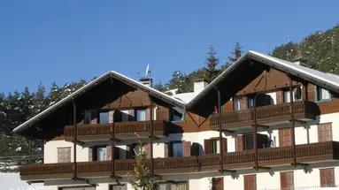 Fior D'Alpe Residence