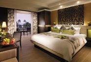 Shangri - La Golden Sands Resort
