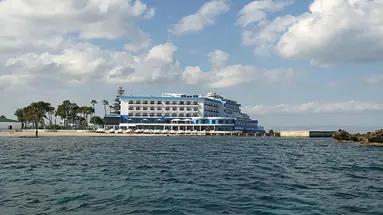 Arkin Palm Beach Hotel