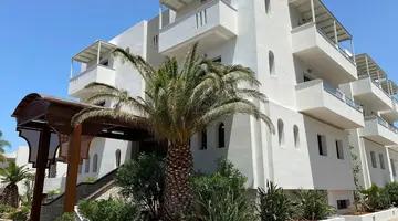 COOEE Kyknos Beach Hotel and Bungalows