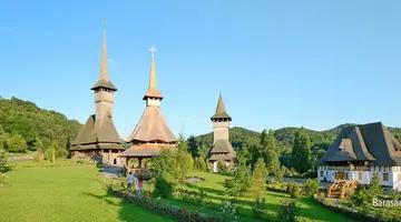 Drewniane cerkwie i malowane monastyry