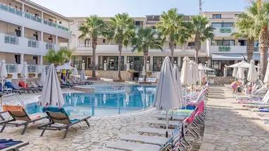 Hotel Caretta Beach Resort & Waterpark