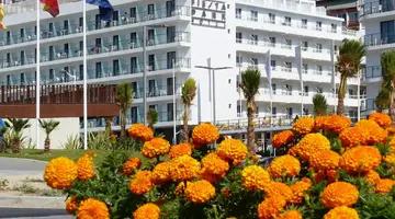 Hotel Port Fiesta Park
