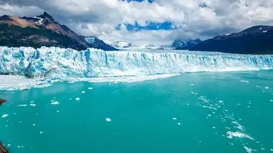 Lody w kolorze błękitu - Patagonia